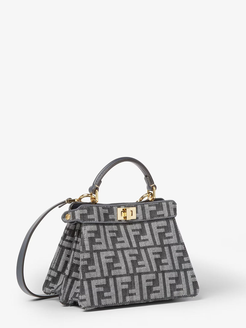 Peekaboo ISeeU Petite