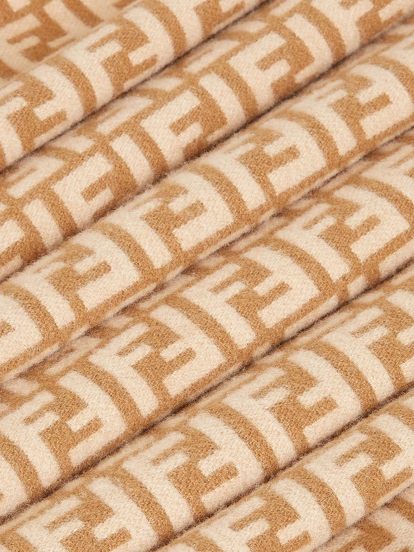 Wool and cashmere scarf