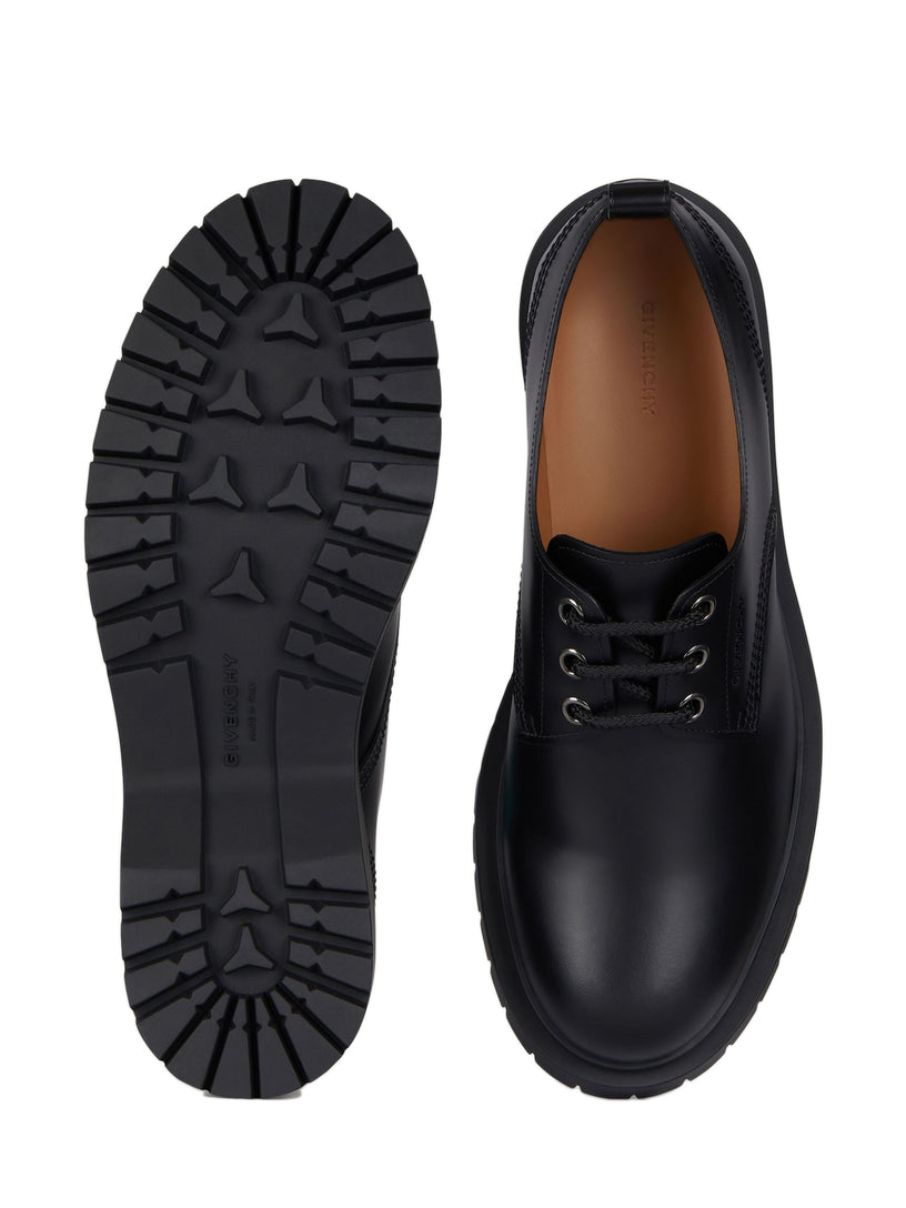 Leather derby shoes