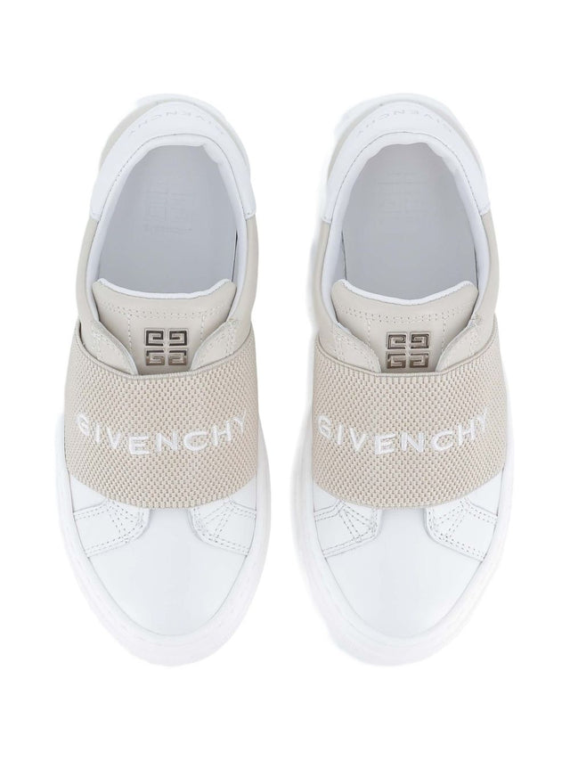 Logo Sneakers