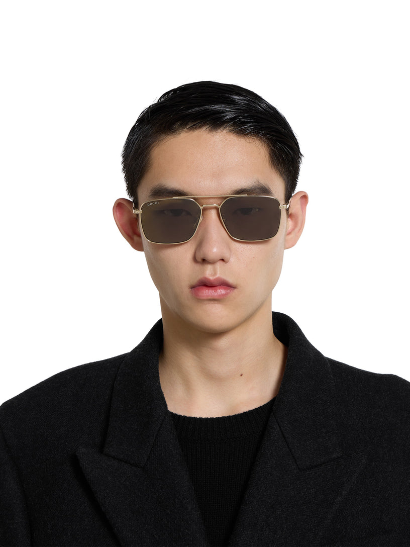 Low nose bridge fit sunglasses