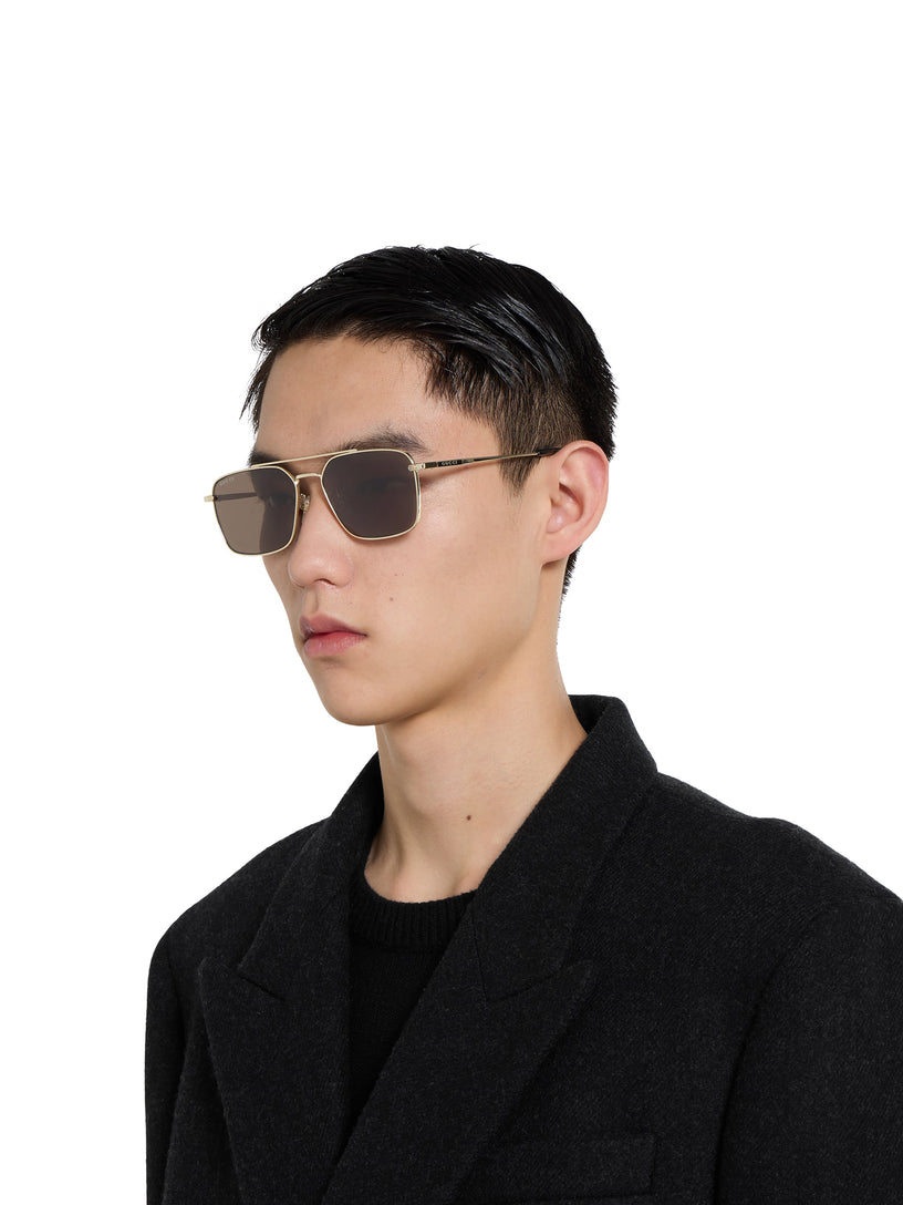 Low nose bridge fit sunglasses