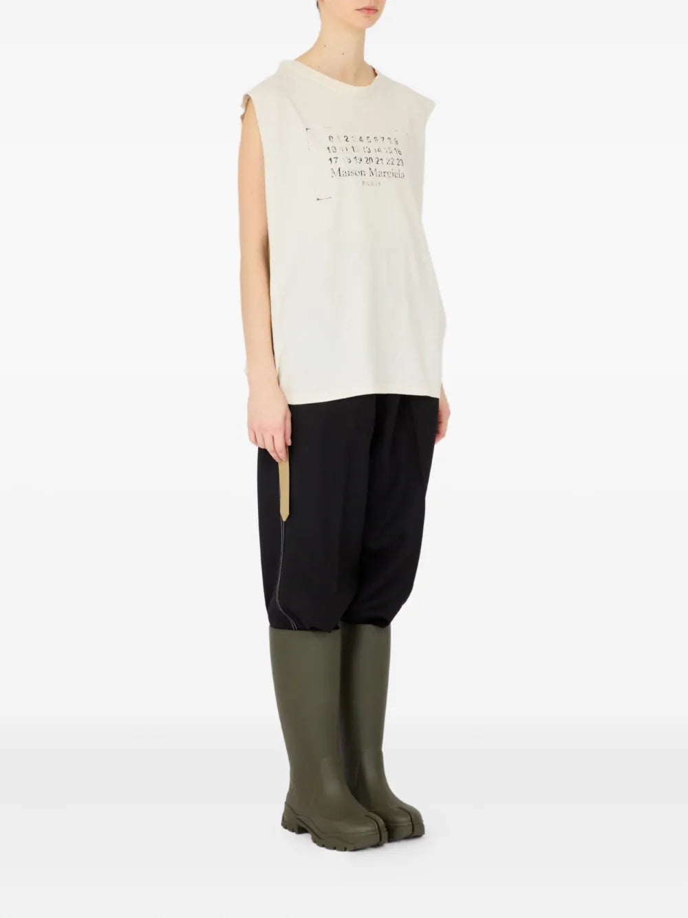 Logo Sleeveless top