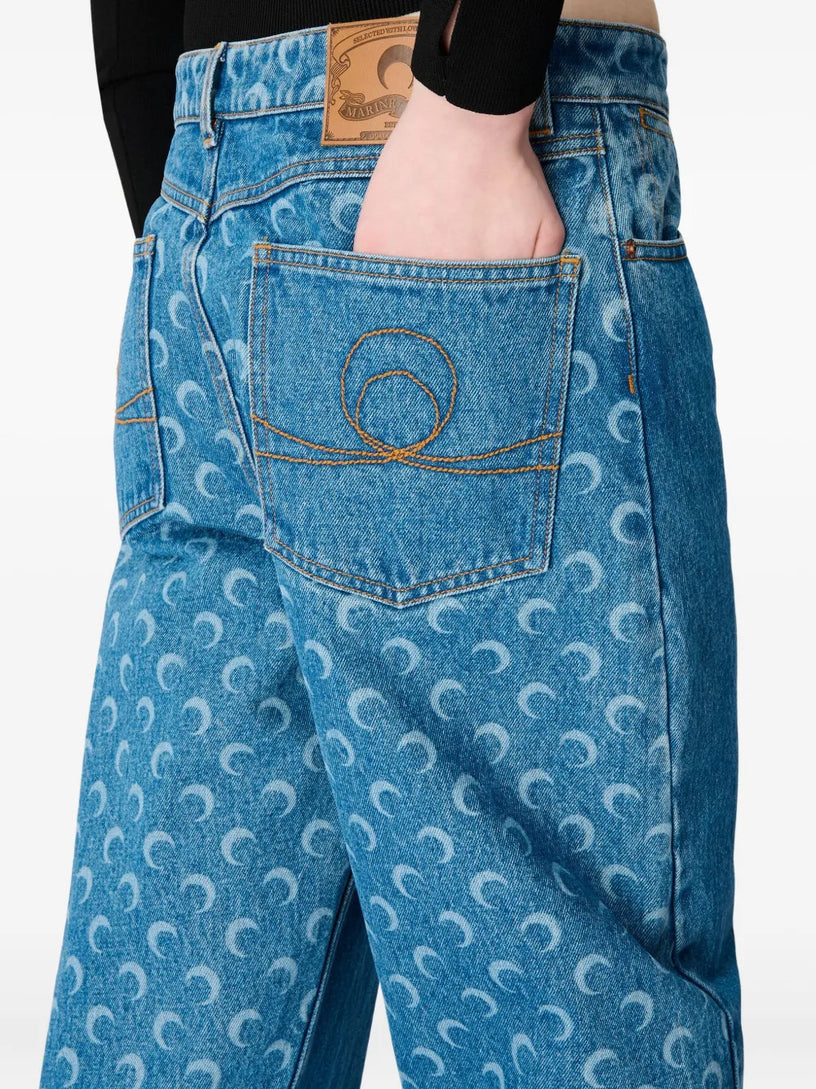 Loose fit jeans in moon laser wash