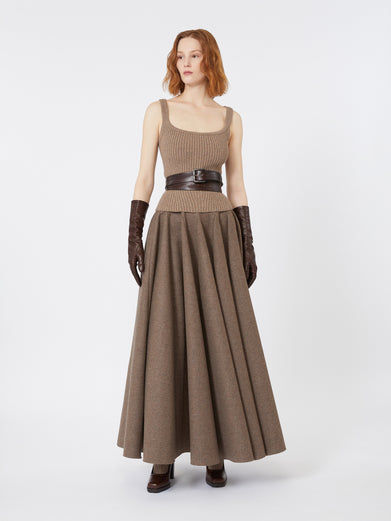 Wide wool felt skirt