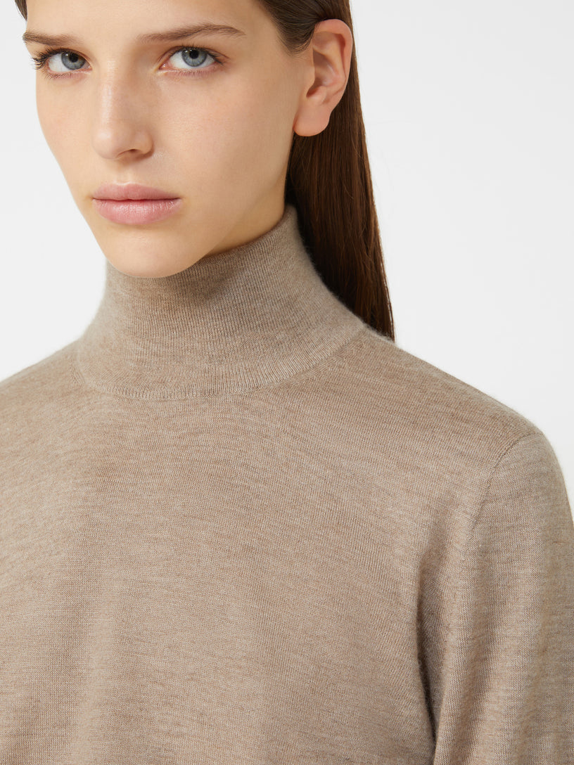 Meana turtleneck