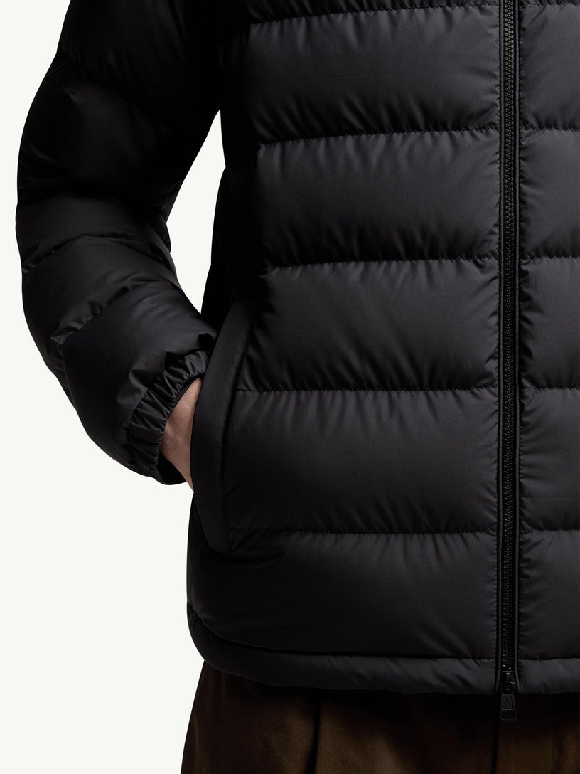 Laveraet short down jacket with hood