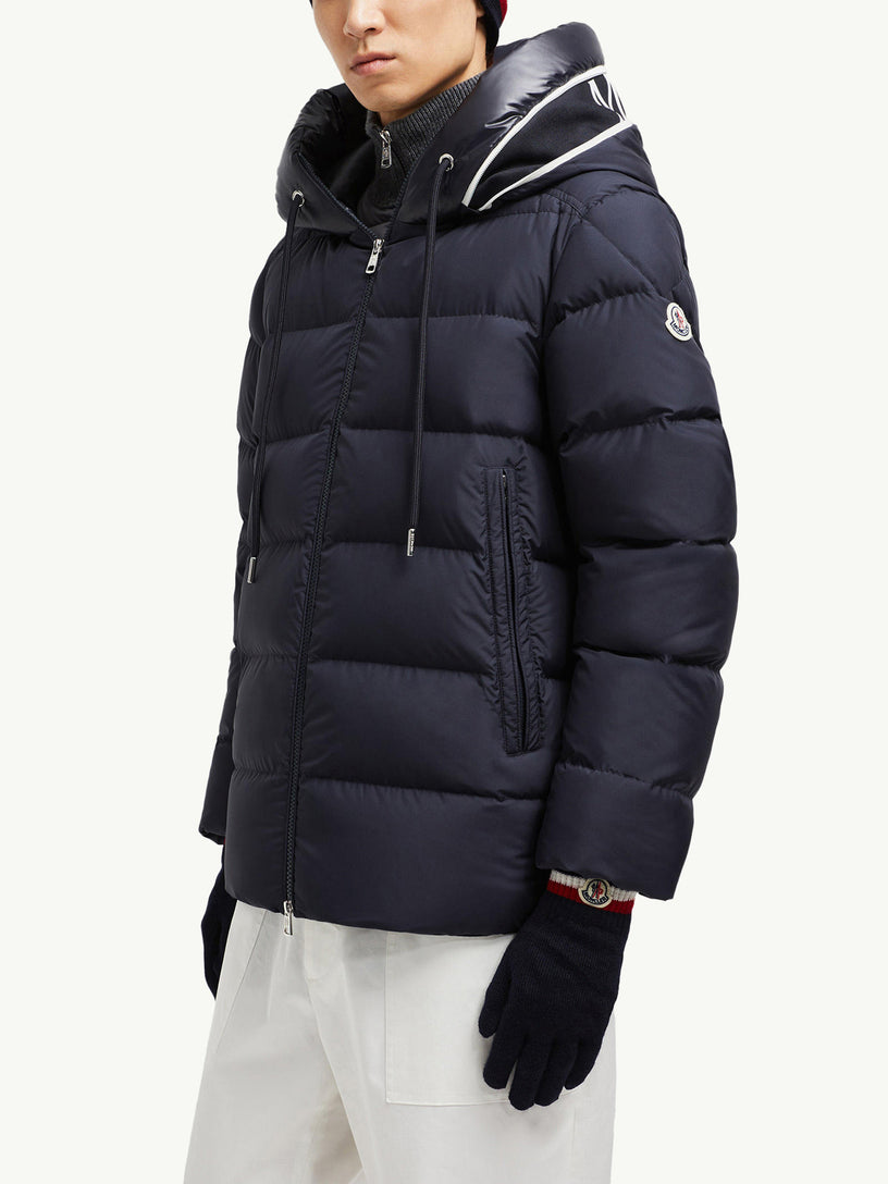 Tricolor wool gloves