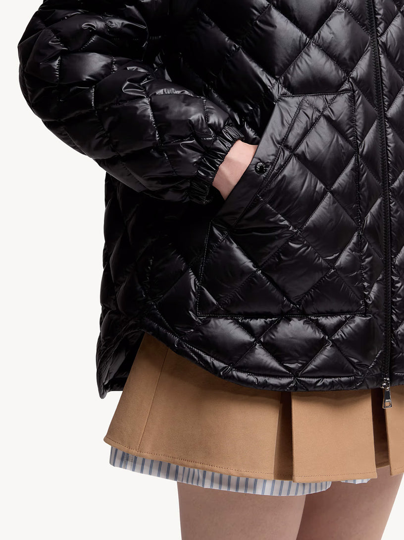 Diamond-Quilted Hooded Short Down Jacket