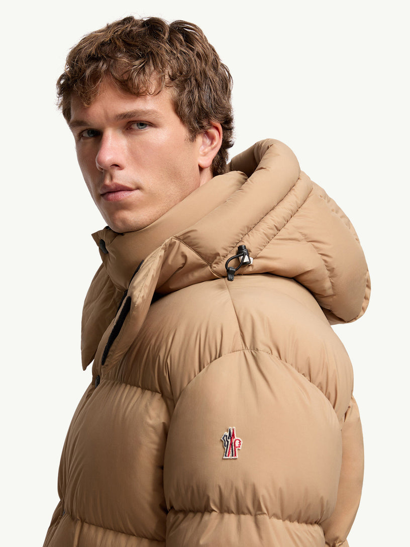 Coraia ski jacket with hood