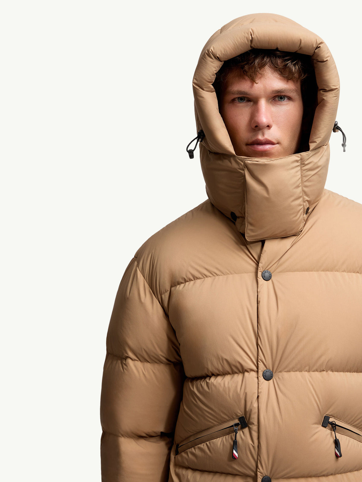 Coraia ski jacket with hood