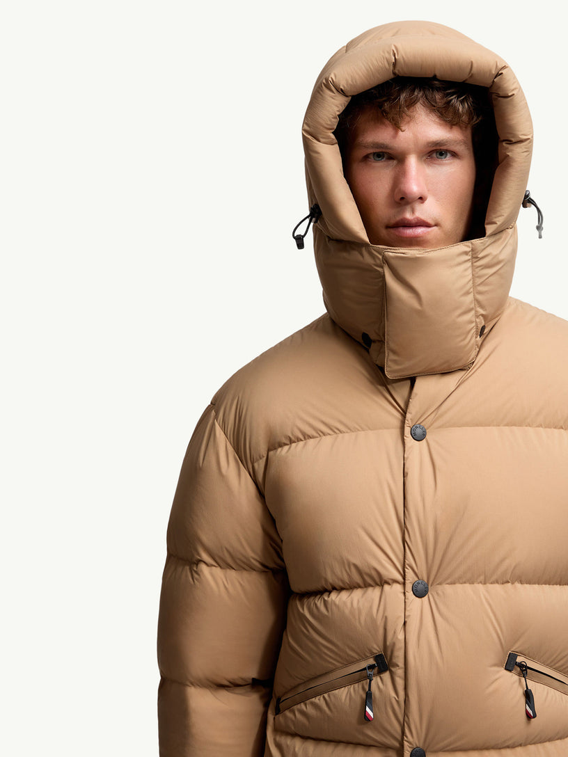 Coraia ski jacket with hood