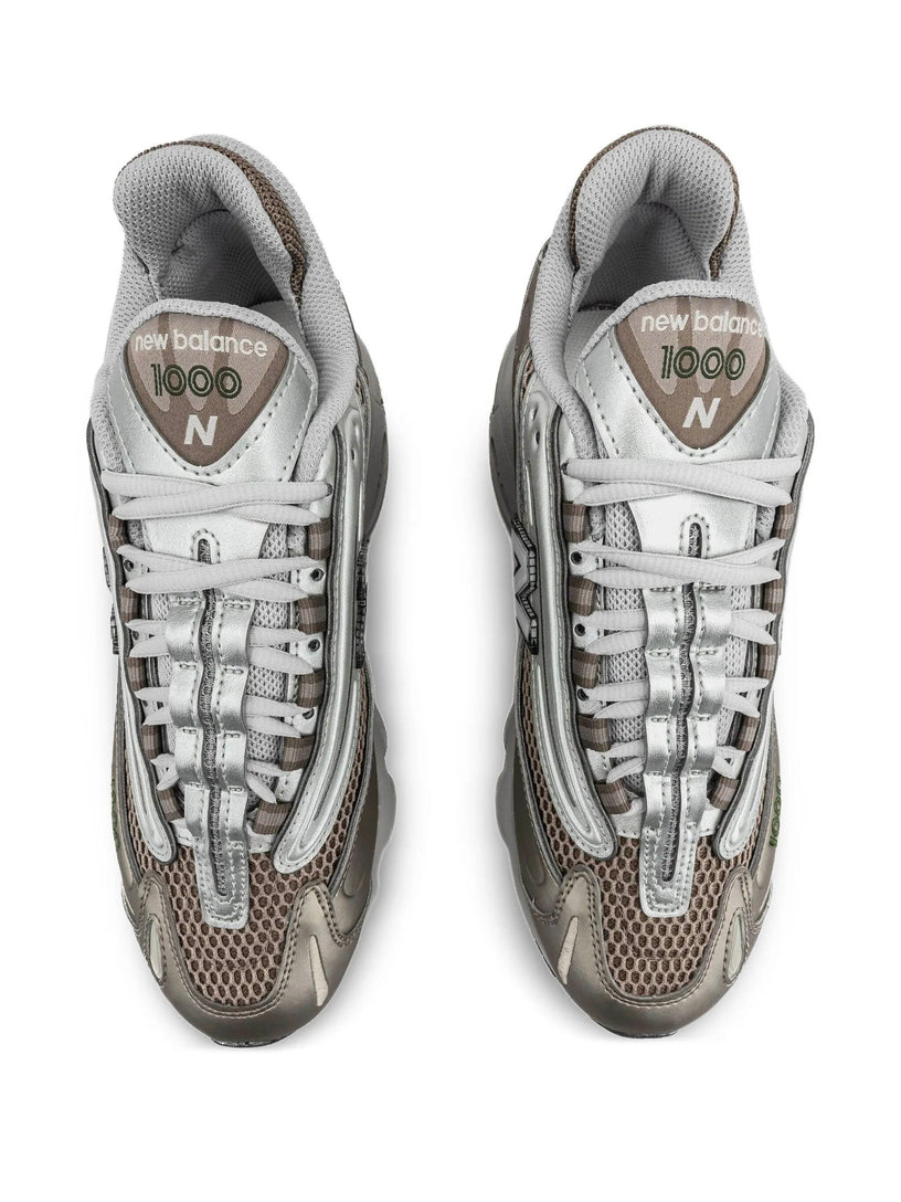 1000 Sneakers