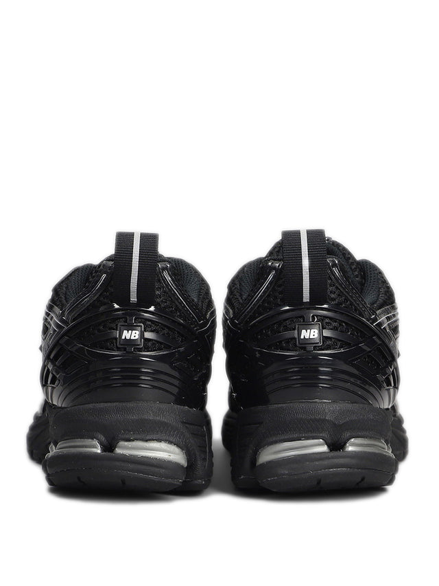 Sneakers 1906