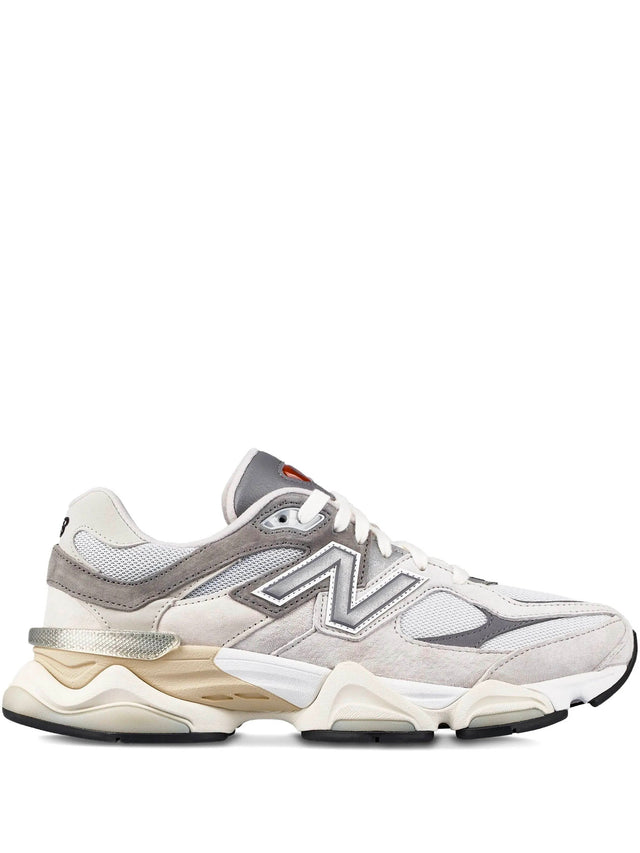 9060 Sneakers