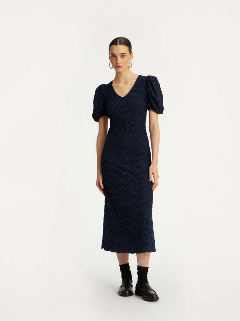 Lace dress with puff sleeves