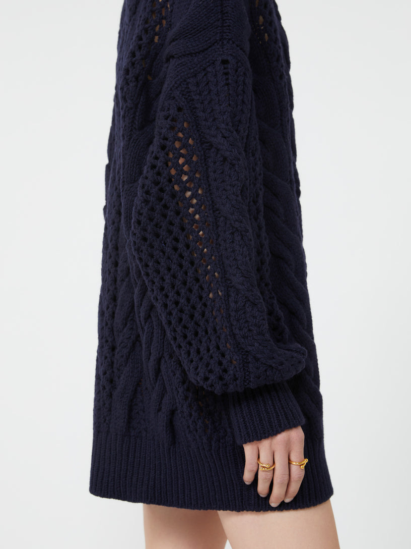 Oversized sweater with cables