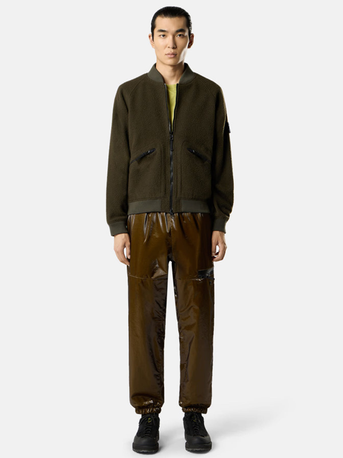 4100111 Outerwear