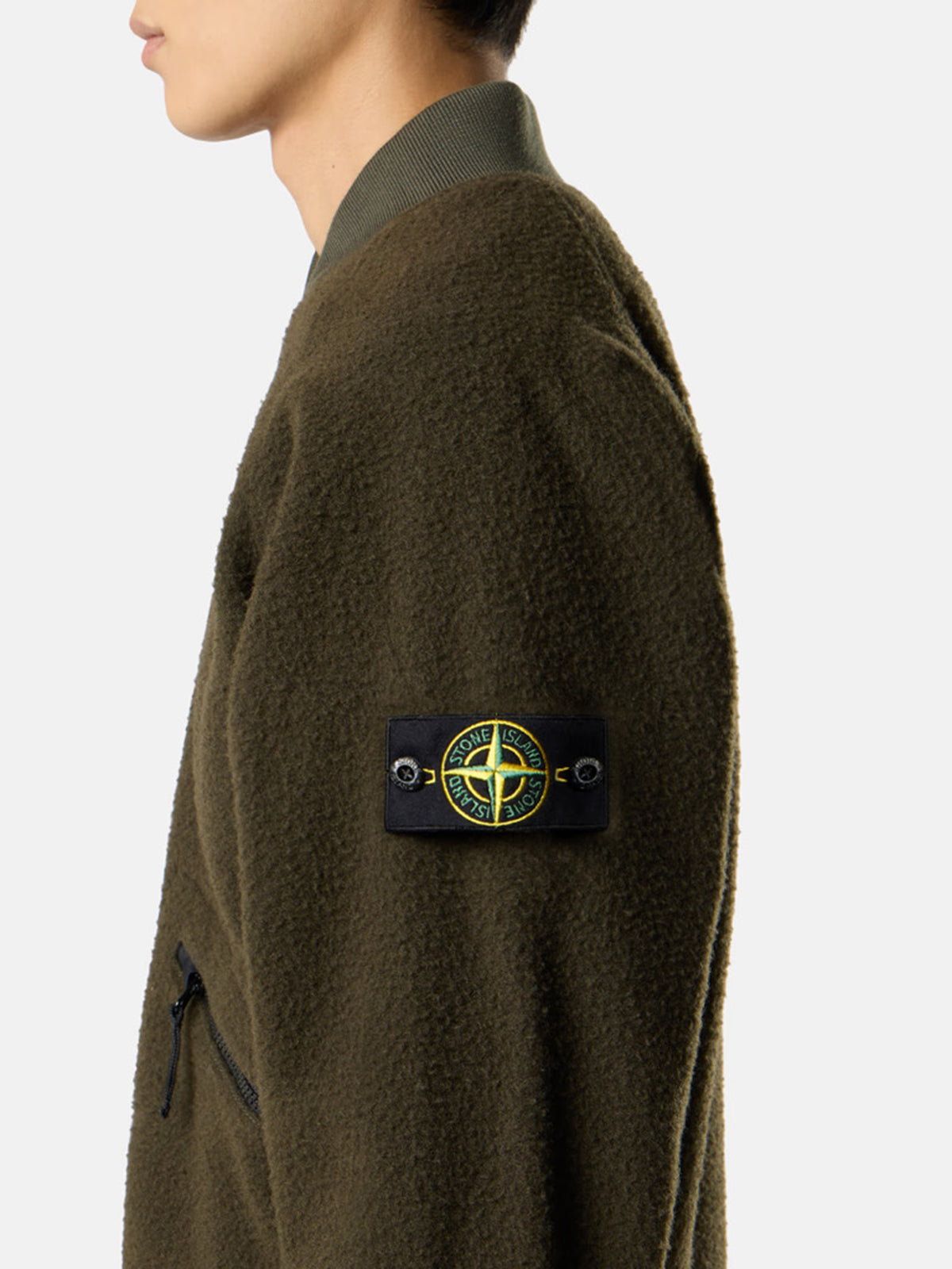 4100111 Outerwear