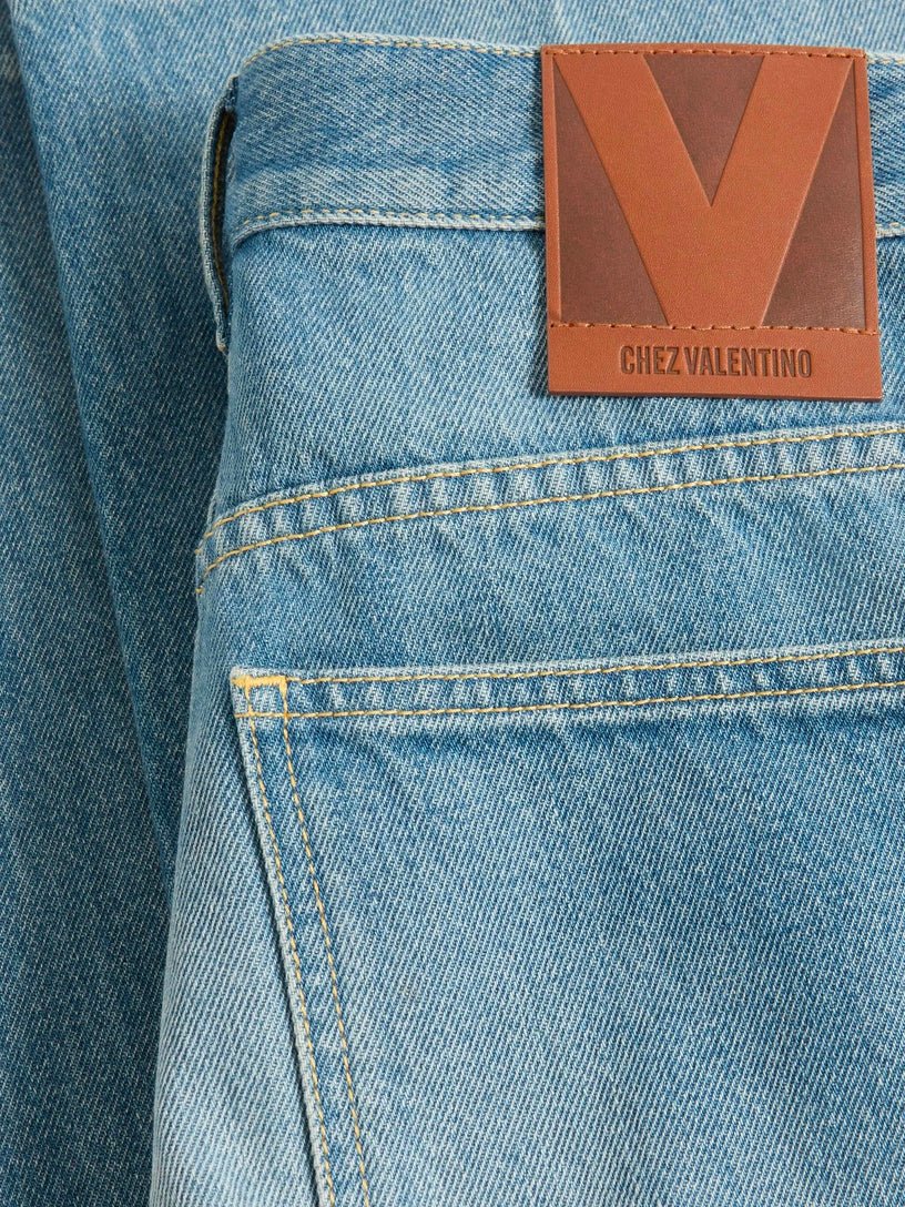 Chez Valentino Jeans