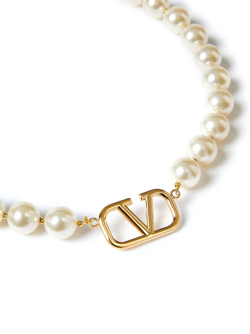 VLogo Signature necklace in metal and Swarovski® crystal pearls