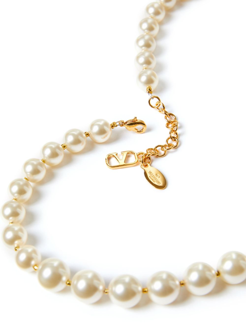 VLogo Signature necklace in metal and Swarovski® crystal pearls