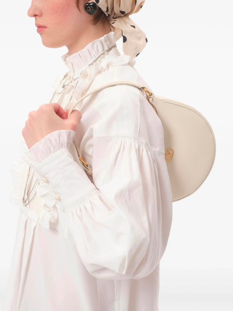 Mini hobo bag Vlogo signature in grained calf leather