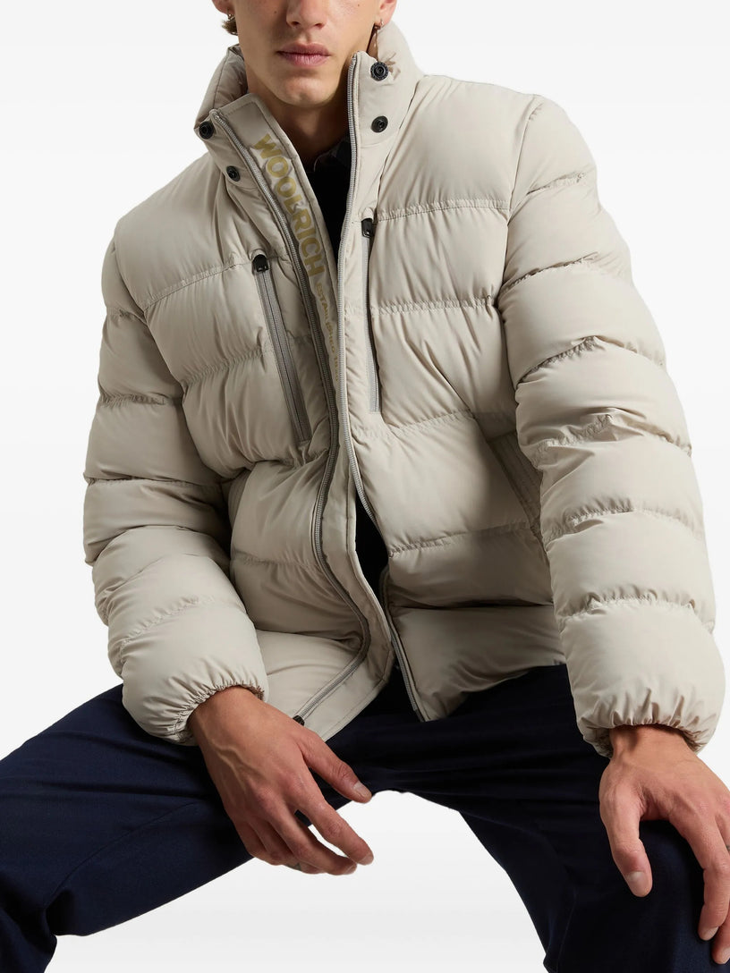 Stretch nylon down jacket