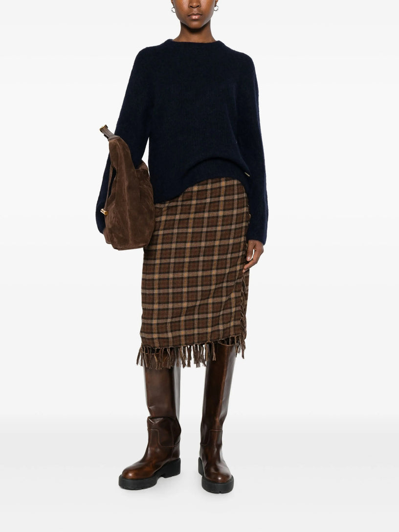 Garment-dyed crew neck sweater in alpaca and wool blend