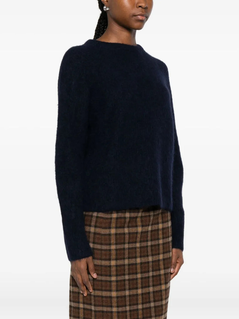 Garment-dyed crew neck sweater in alpaca and wool blend