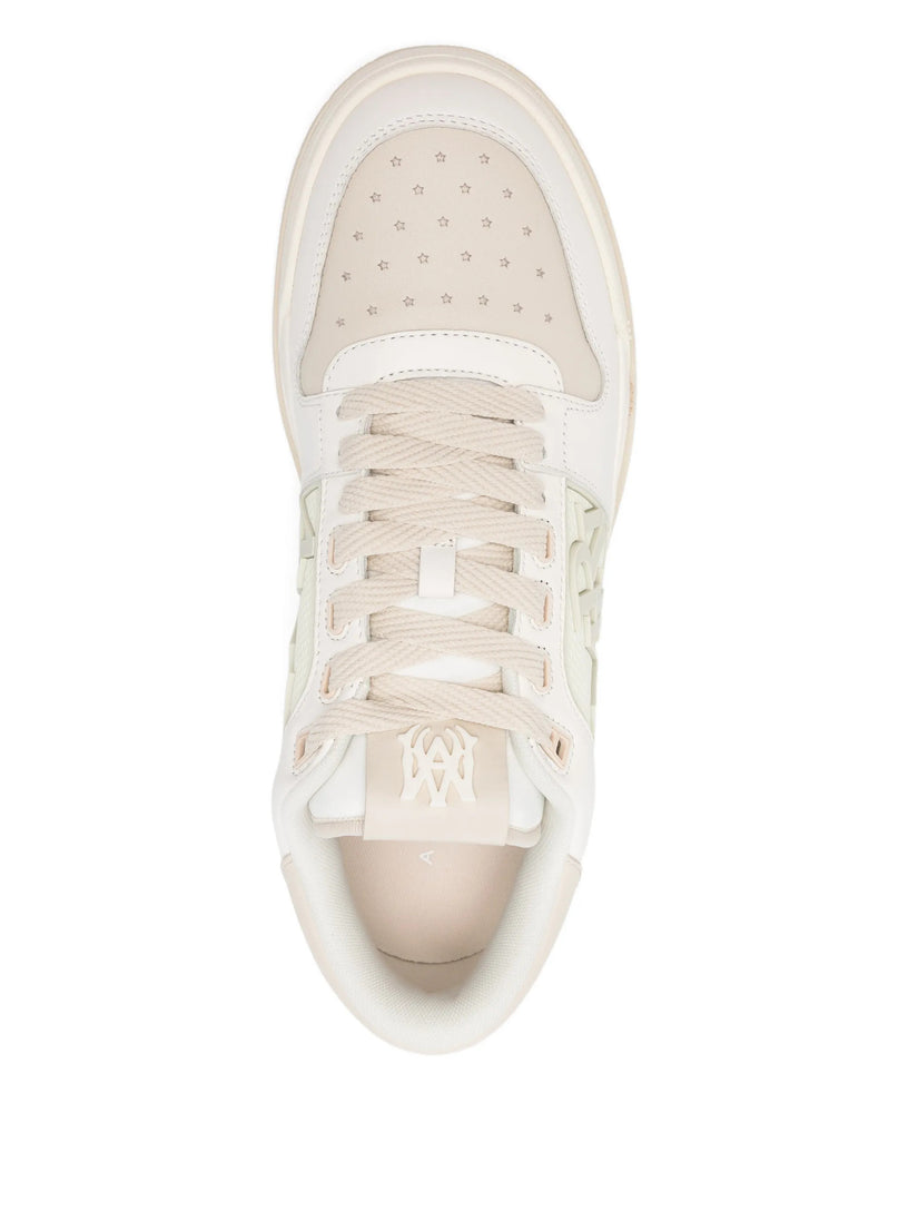 Classic low sneakers