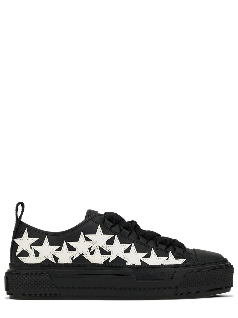 Stars court low