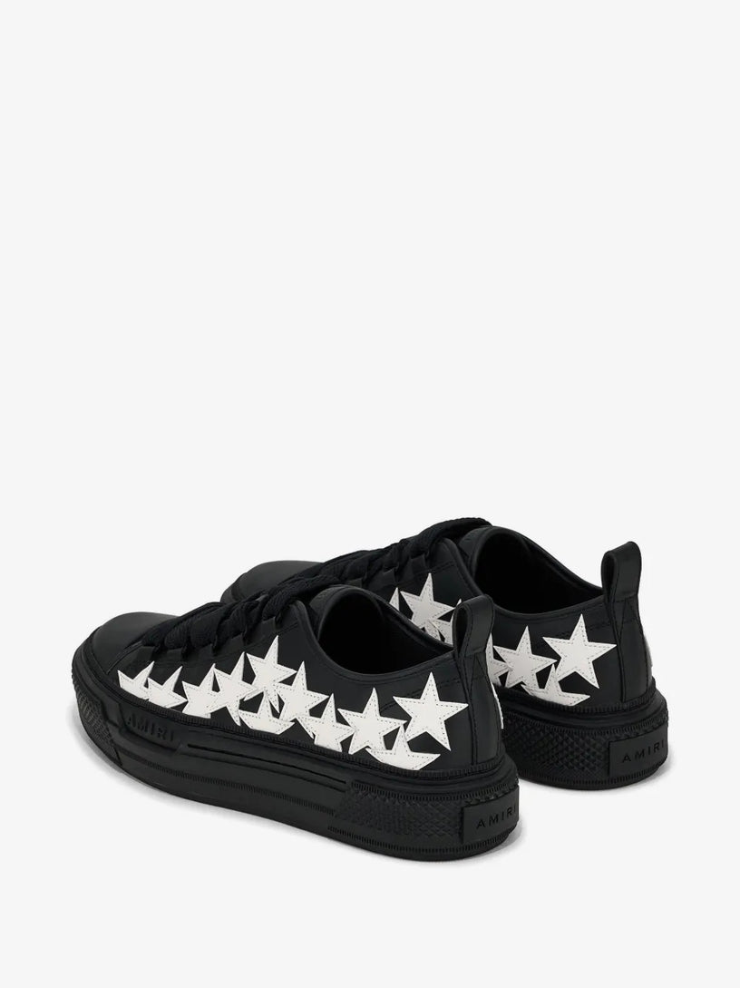 Stars court low