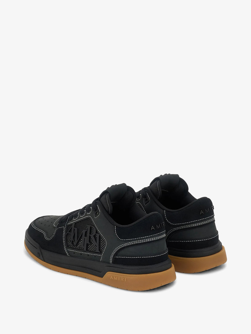 Classic low sneakers