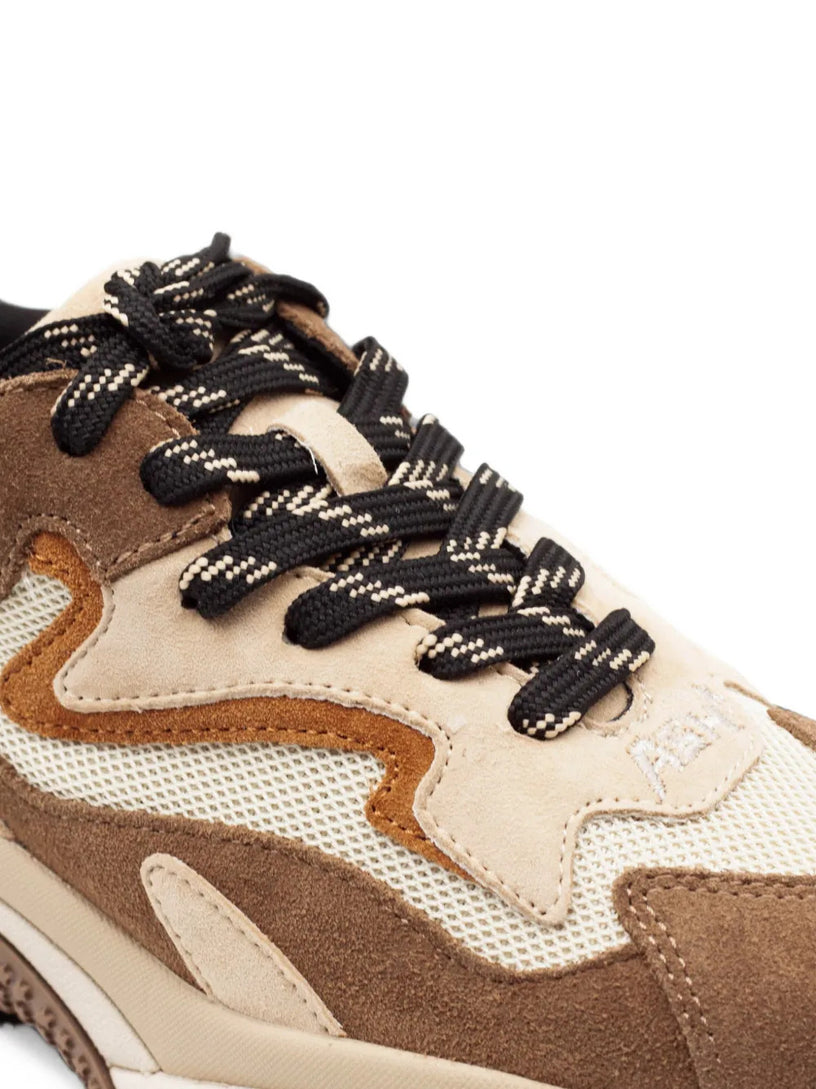 Sneakers addict 02
