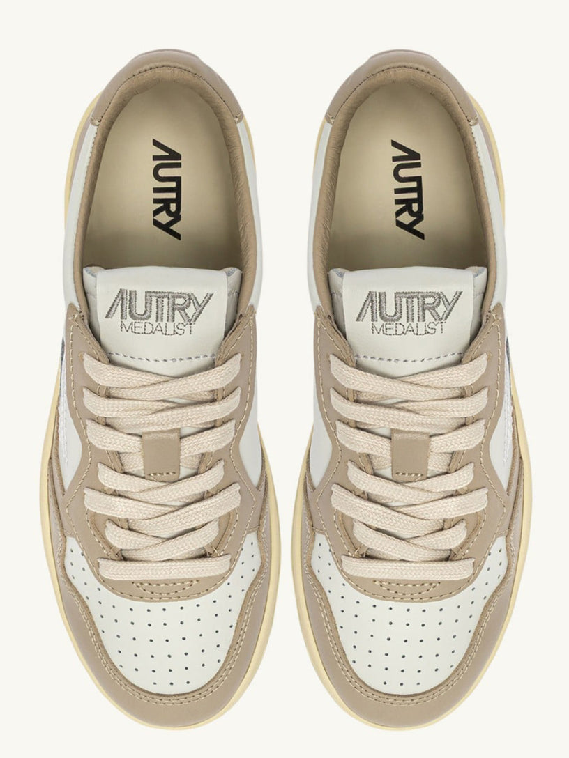 Sneakers Medalist