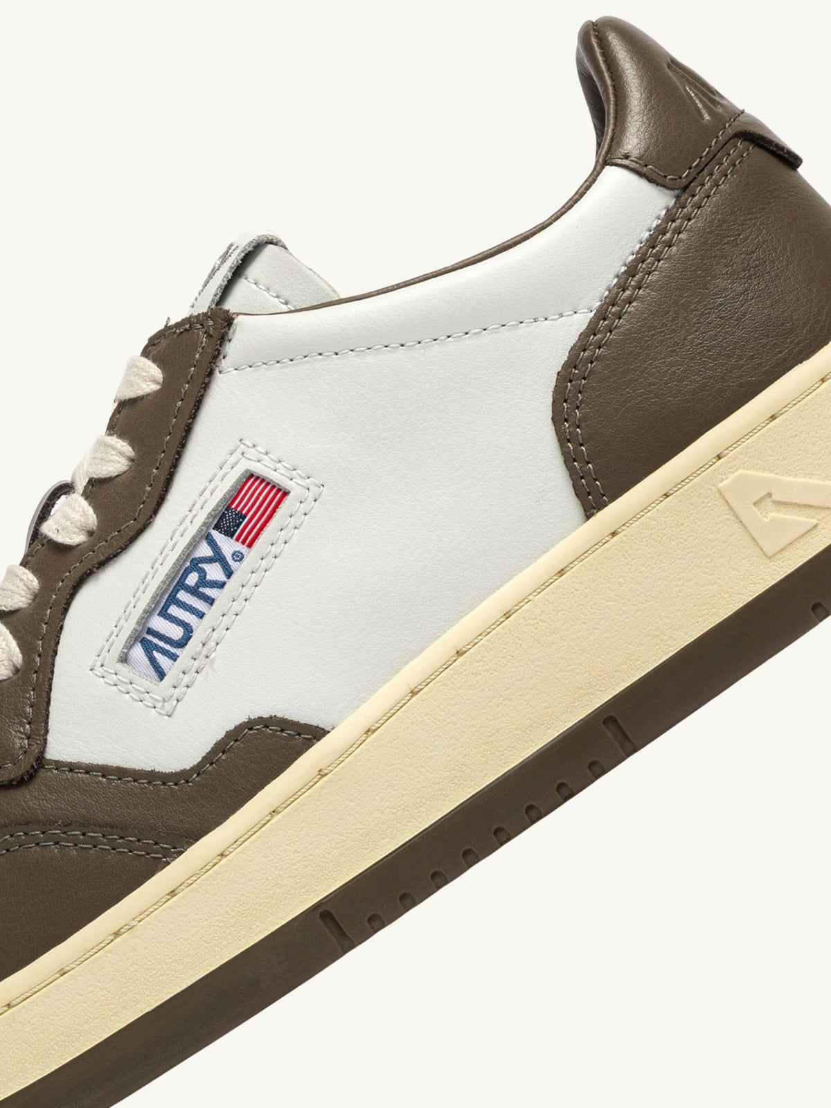 Sneakers Medalist