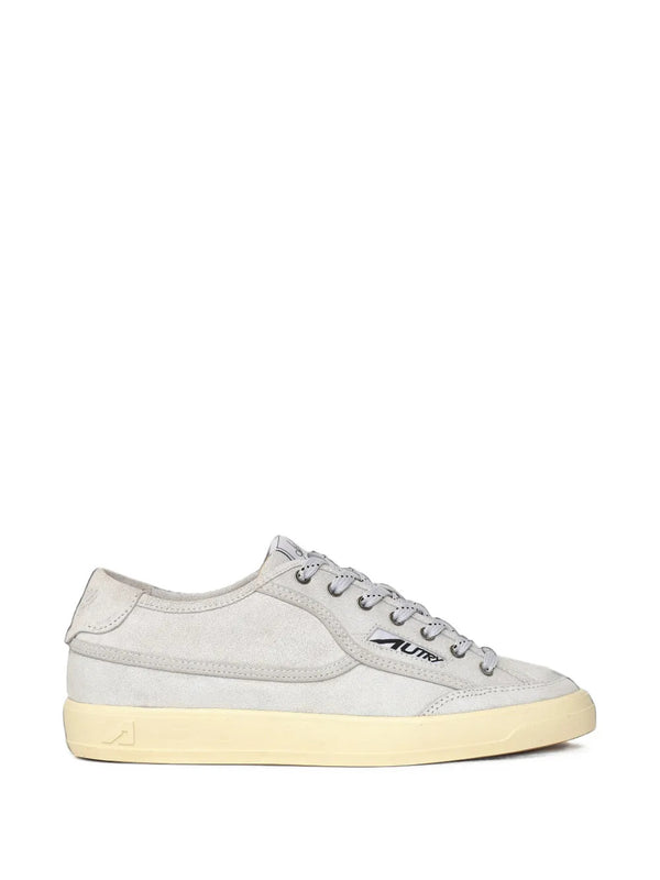 Windscape low sneakers in suede