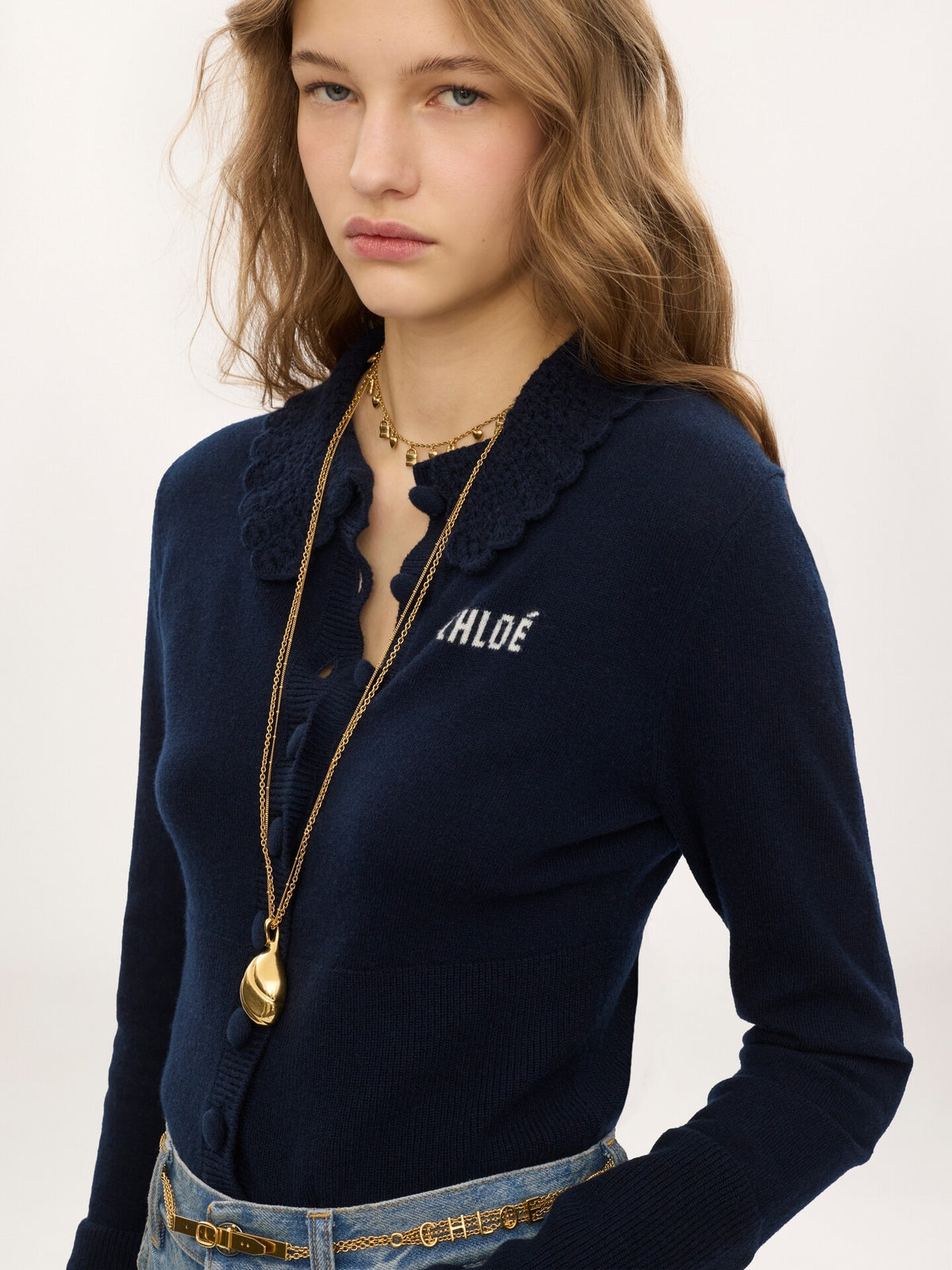 Cardigan aderente con logo
