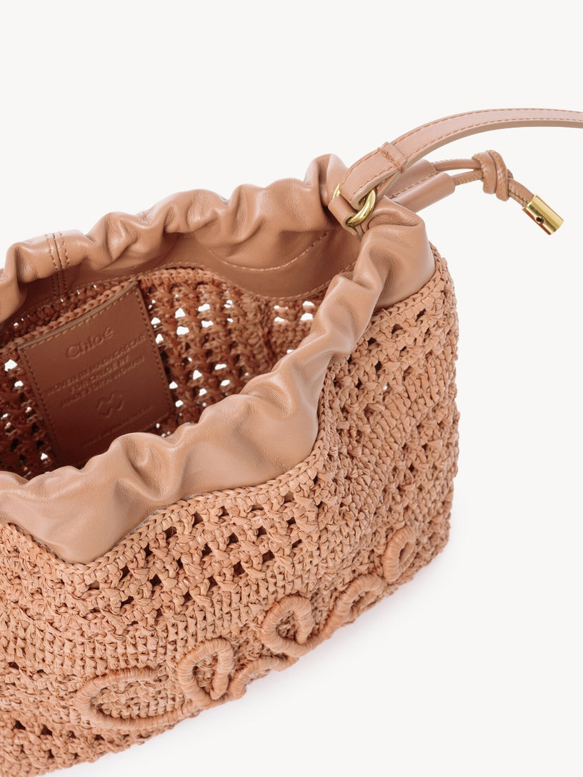 Mini borsa a tracolla estiva a forma di banana con coulisse in rafia
