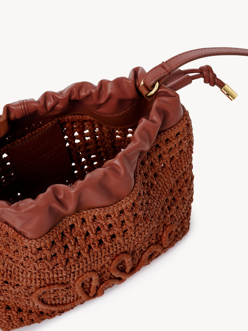 Mini borsa a tracolla estiva a forma di banana con coulisse in rafia