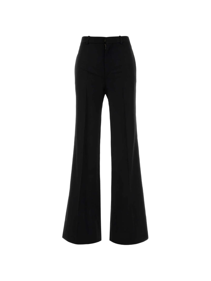 Pantaloni svasati