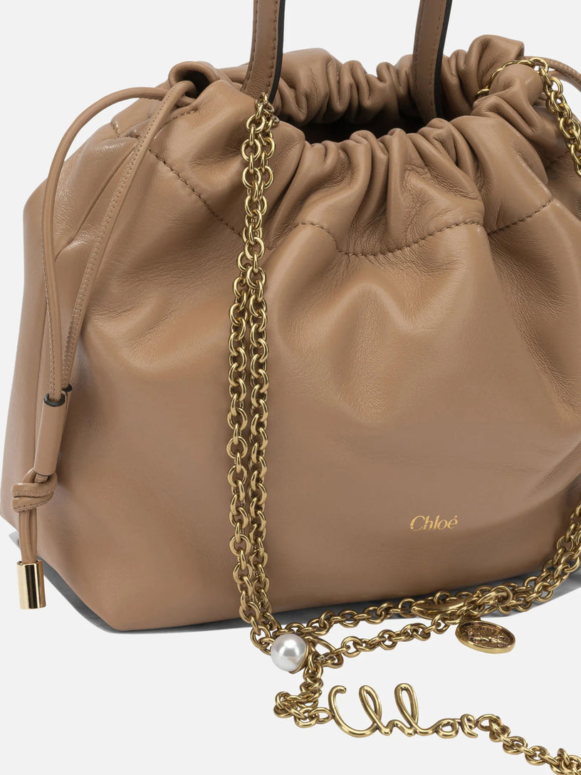 Borsa a spalla piccola Chloé Icons con catena in pelle morbida