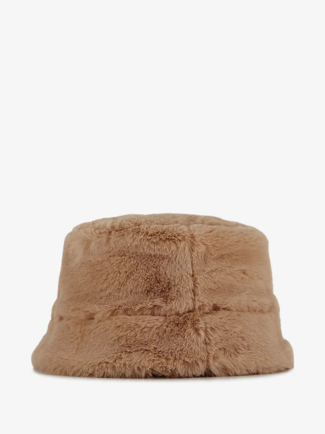 Cappello in eco pelliccia