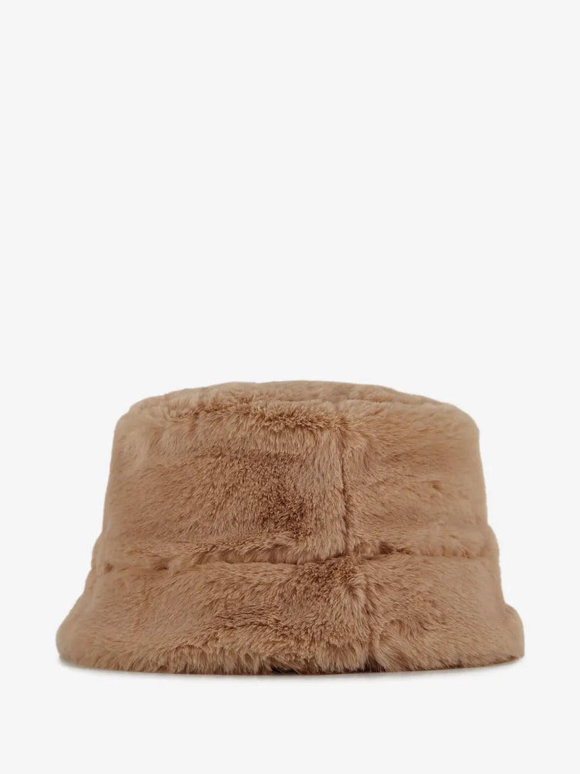 Cappello in eco pelliccia