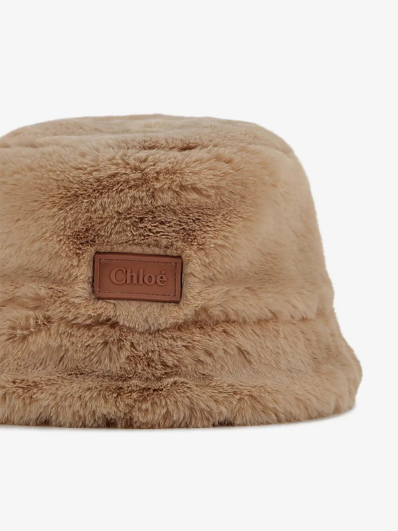 Cappello in eco pelliccia
