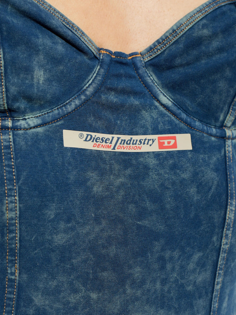 Tilda-dnm body