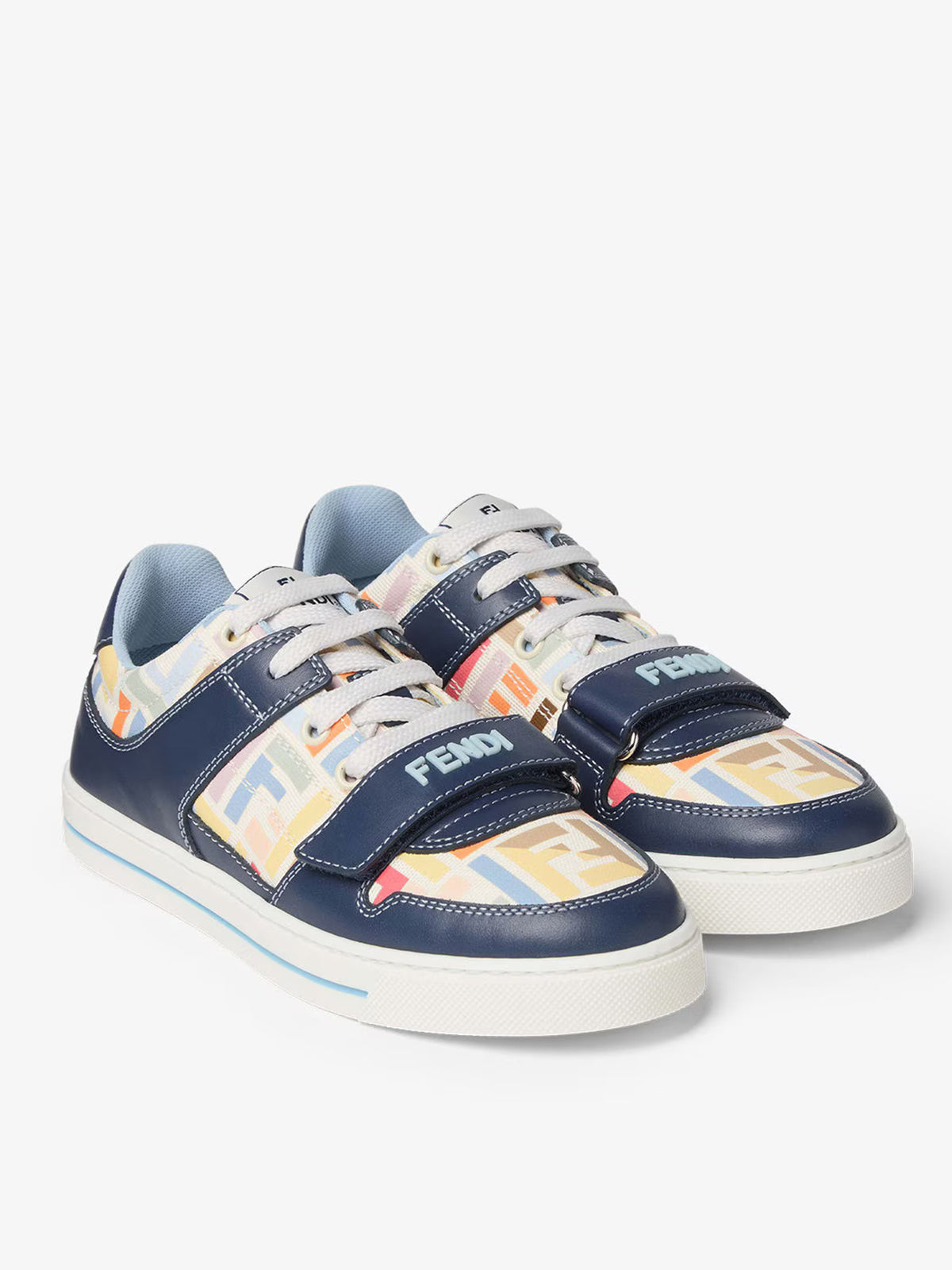 Sneakers con FF