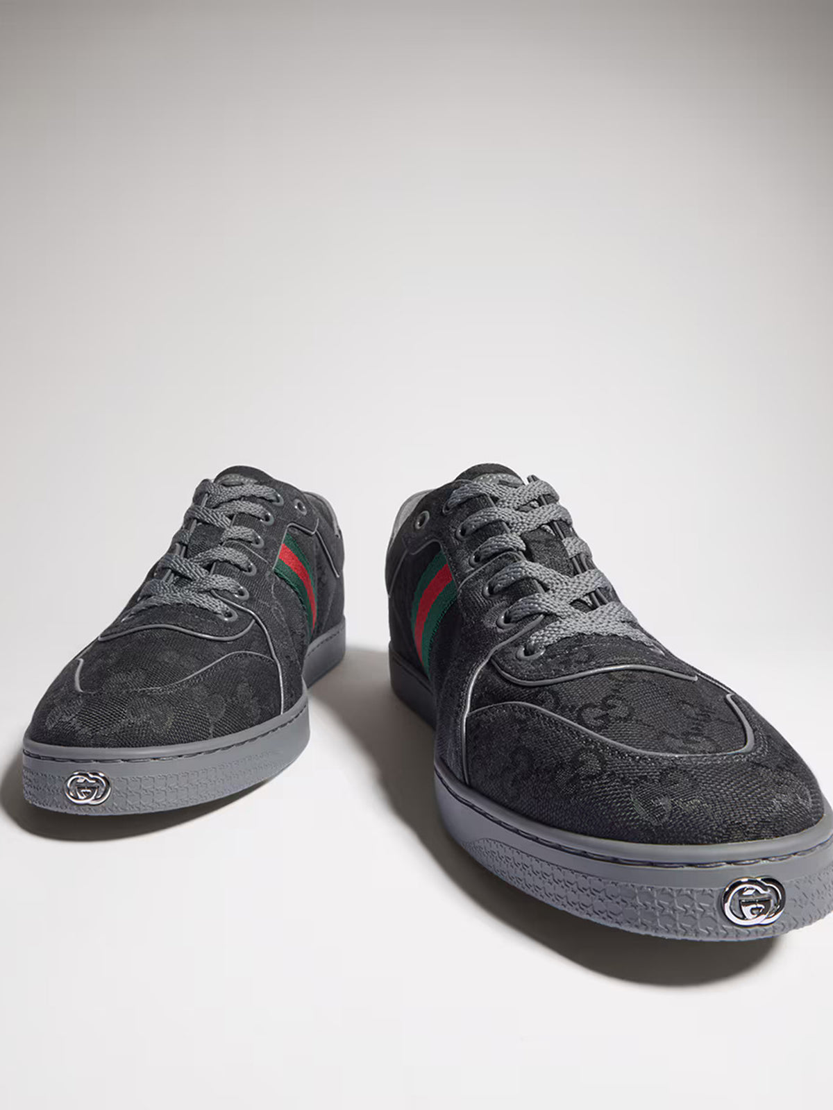 Sneakers bassa elasticizzata