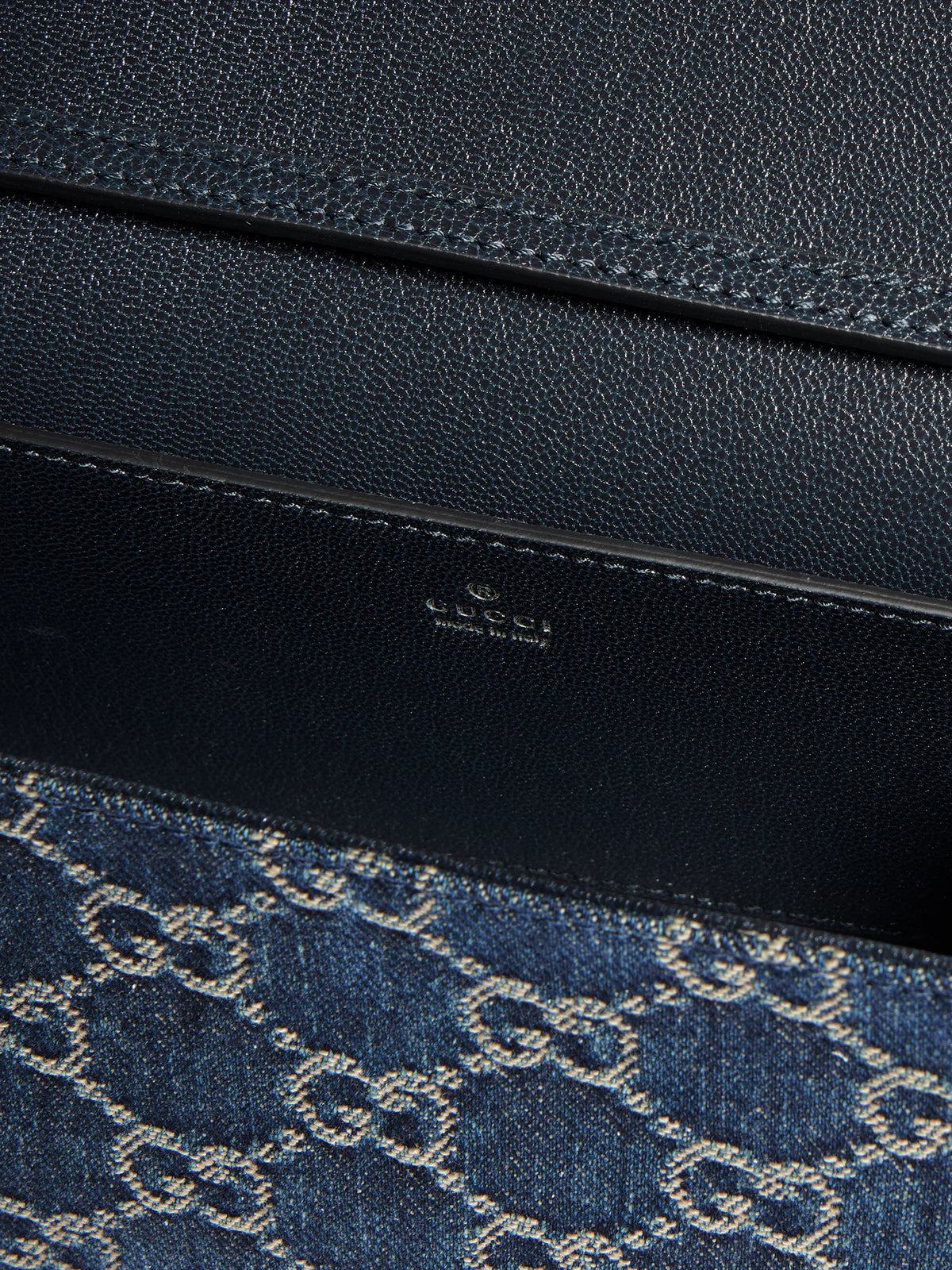 Pochette piccola con tracolla e placca Gucci